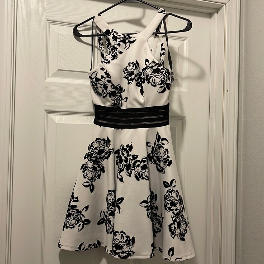 White and black short homecoming dress